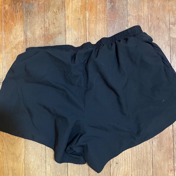 Thinx workout shorts - Picture 1 of 4